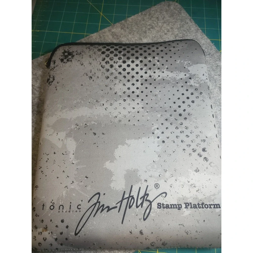 Tonic Studios Tim Holtz Stamp Platform with Protective Zipper Sleeve & Magnets